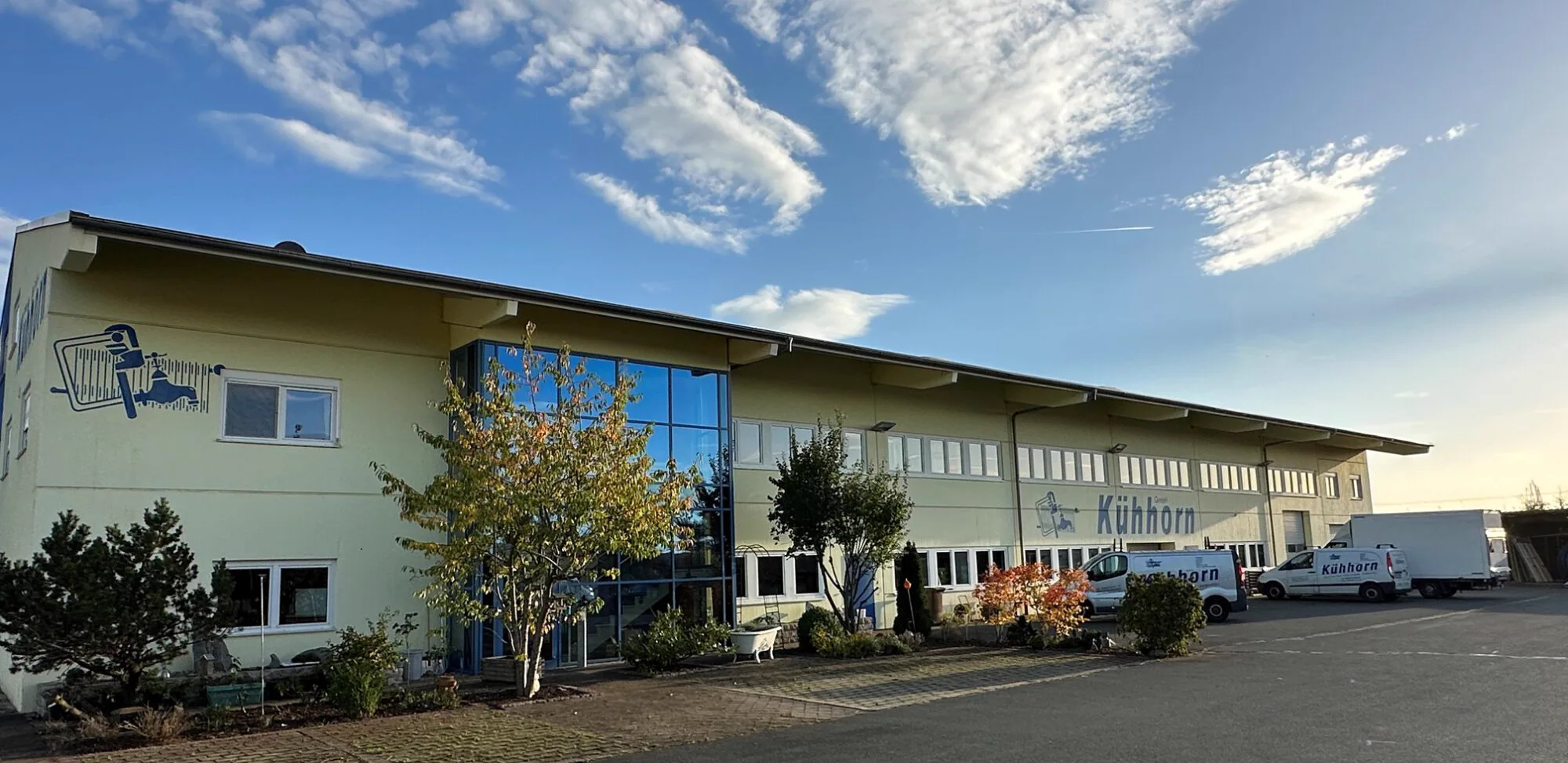 Werkhalle der Kühhorn GmbH im Gewerbegebiet Großhabersdorf